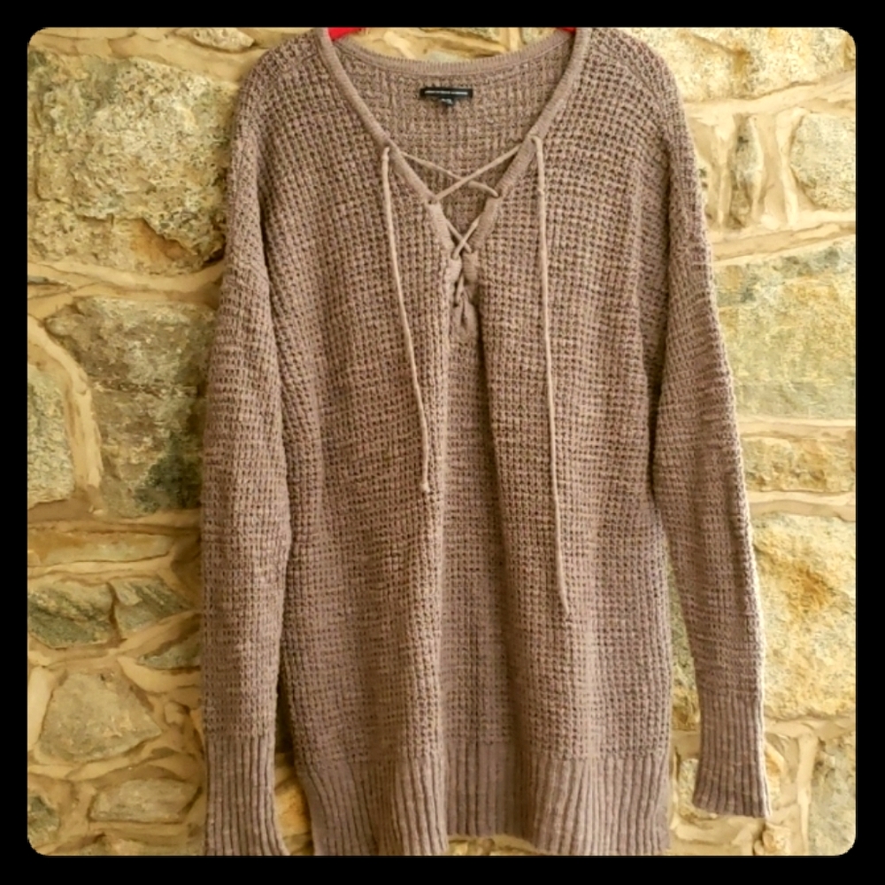 Aeo sweater (tan)